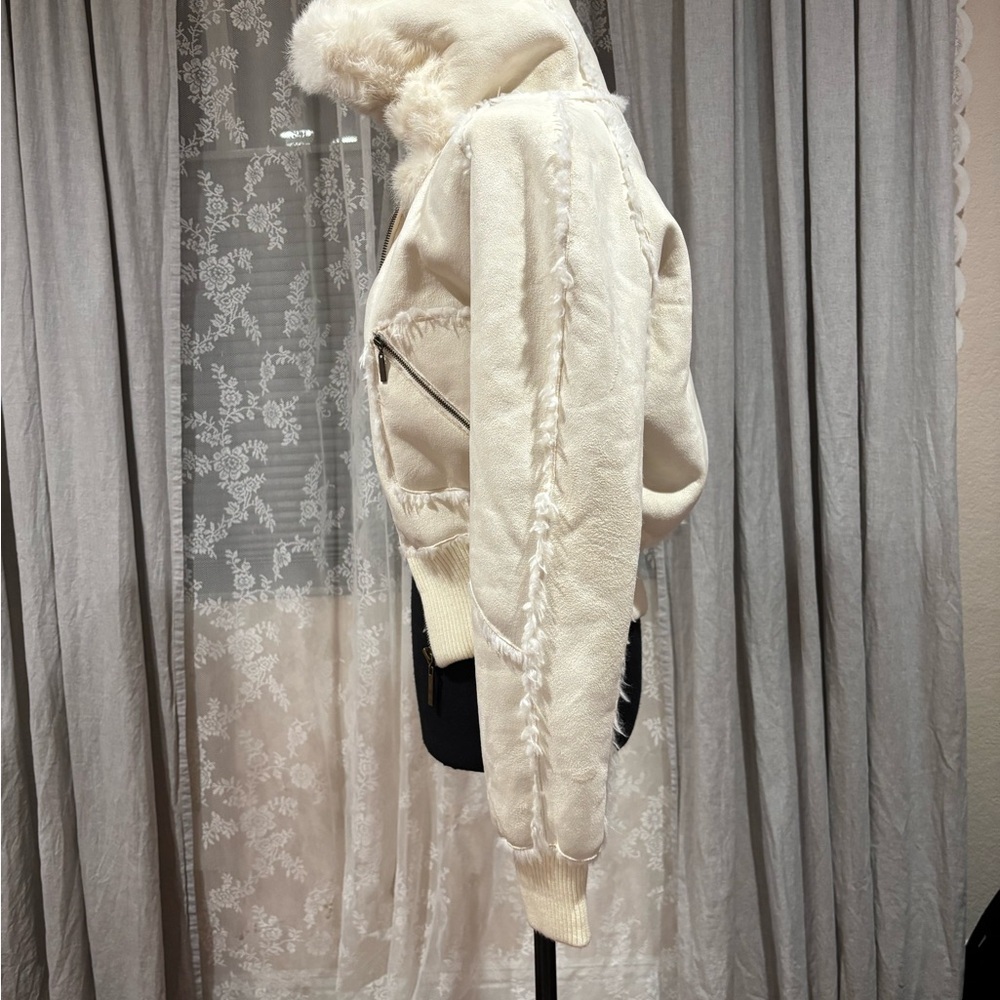 Bebe  Women's Cream Jacket
Size S Excellent Condition - Picture 2 of 7